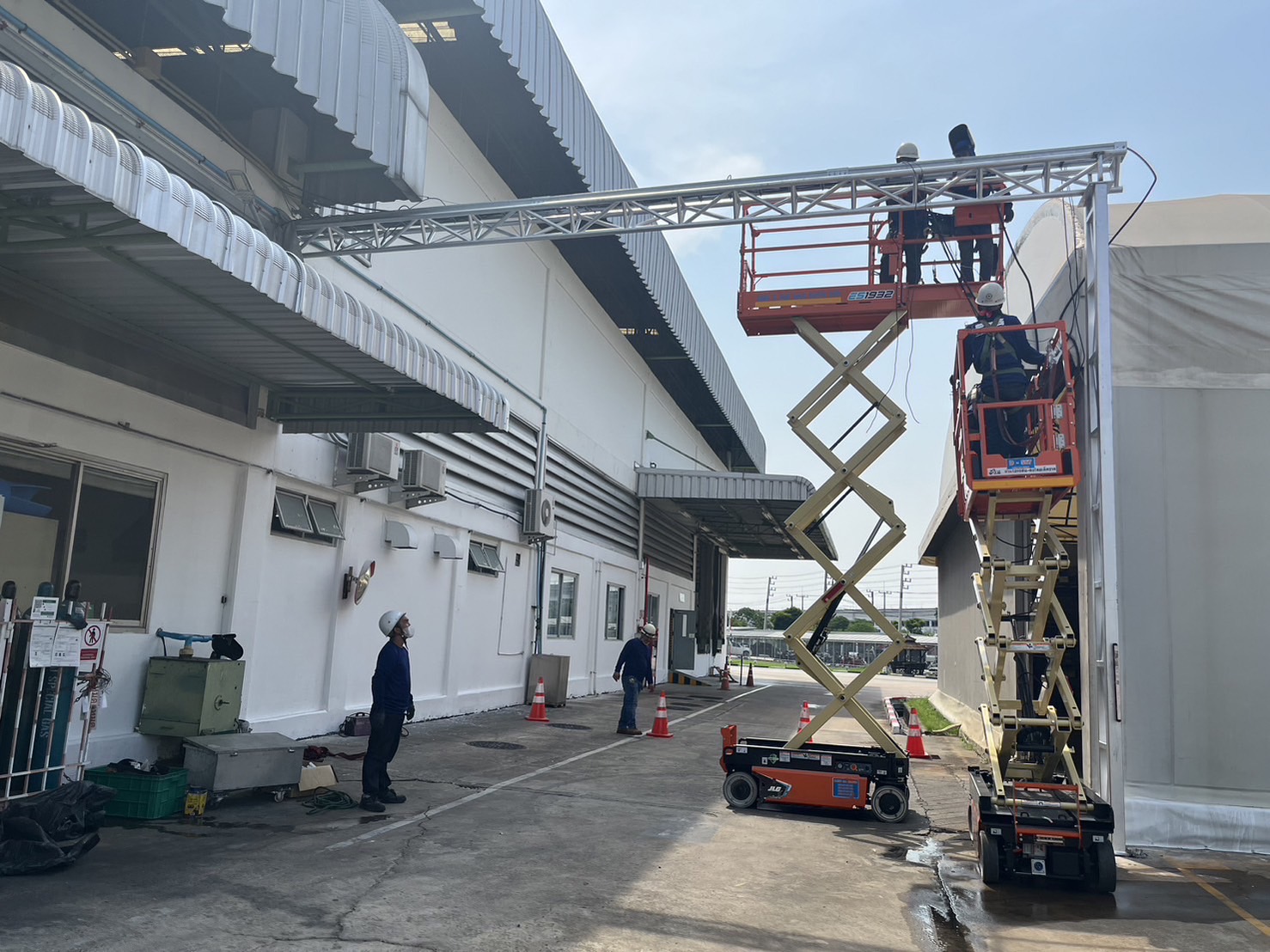 การเดินโครงสร้างรางสายไฟ